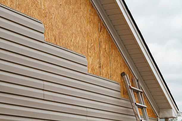 24/7 Emergency Siding Contractor experts in Long Creek, IL